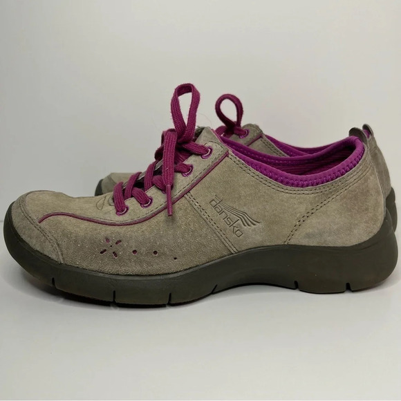 Dansko Women’s Taupe and Pink Elise Walking Shoe Size 6.5-7 US or 37 EU - Picture 2 of 8
